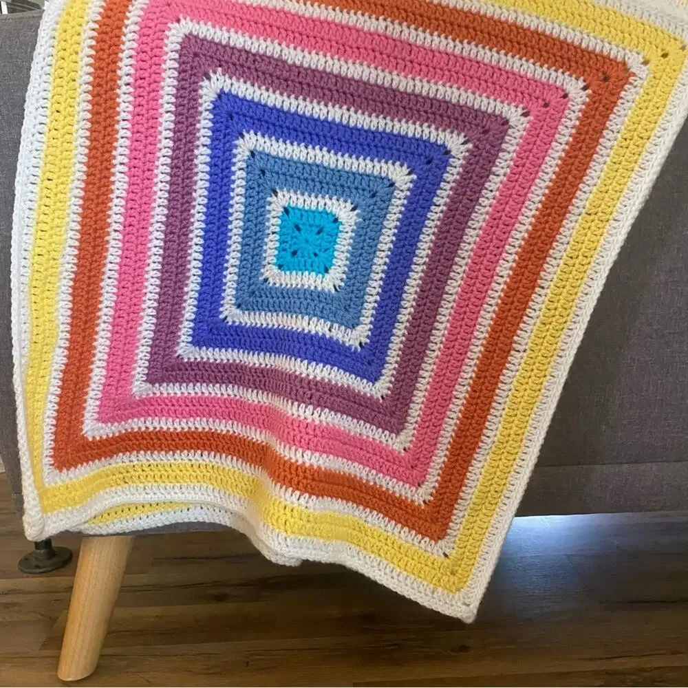 Hand knit centaur mandala multi color rainbow granny square afghan throw blanket